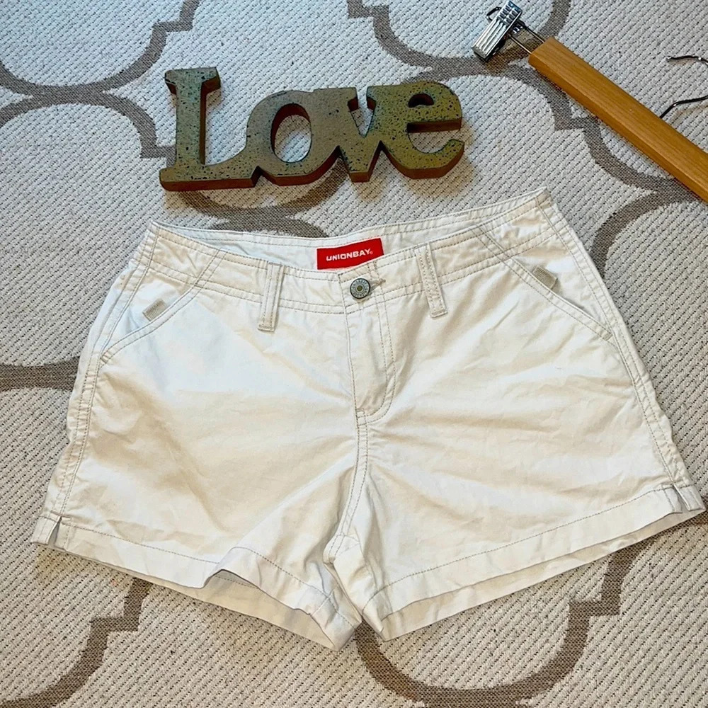 Union Bay khaki 3” inseam shorts